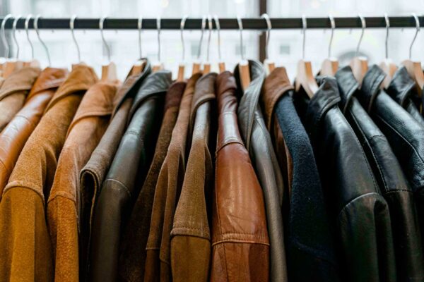 Chaqueta de cuero vintage - Imagen 2